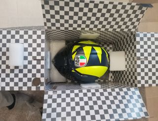 Casco agv Pista GP R " firmado Rossi"