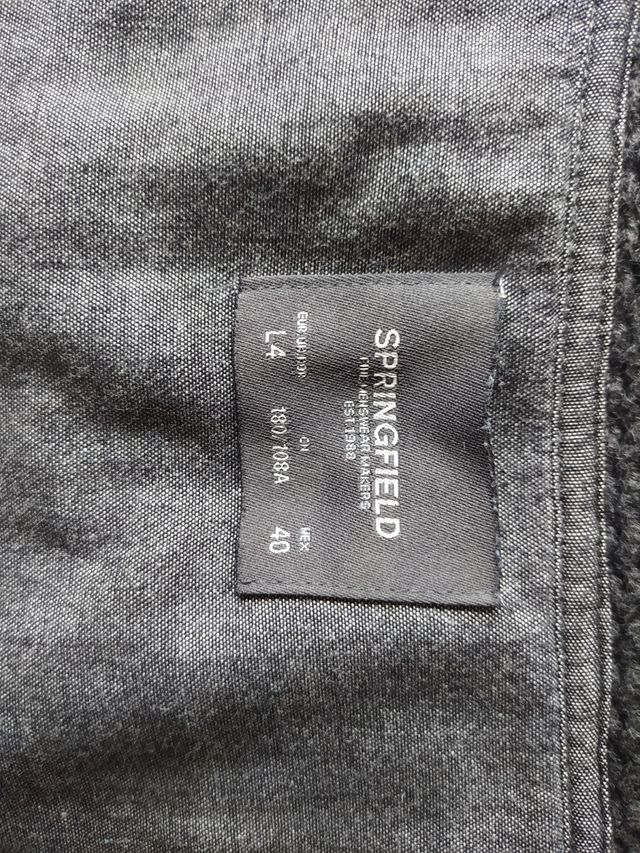 Chaqueta de lana de chico joven