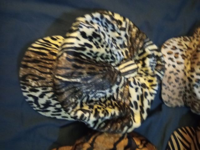 Lote de 4 gorras vintage de print animal, tigre y 