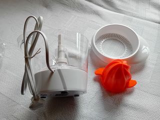 Exprimidor de cítricos de doble rotación