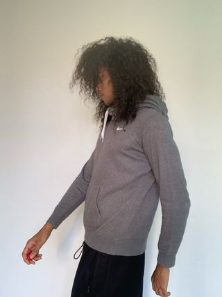 Sudadera Nike gris 