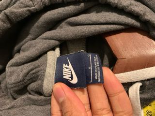 Sudadera Nike gris 