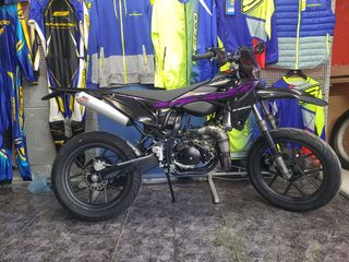 NOVEDAD SHERCO ENDURO 50 SM VIOLETA NEGRA R