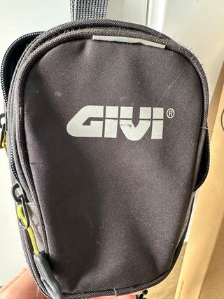 Pernera GIVI