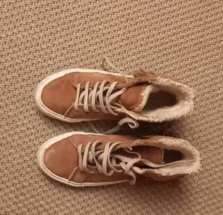 Zapatillas tipo ante N°37 niña