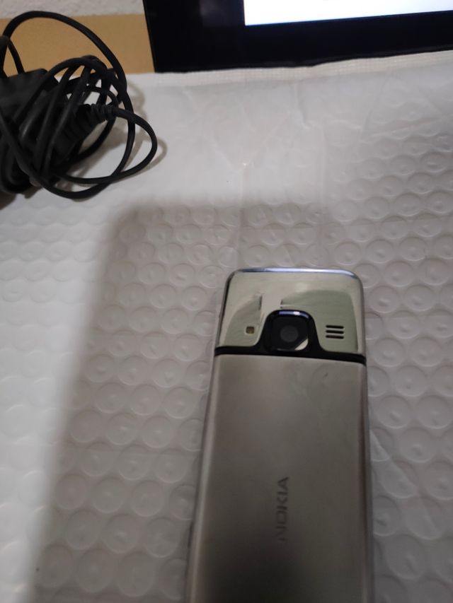 Nokia 6700c gratuito