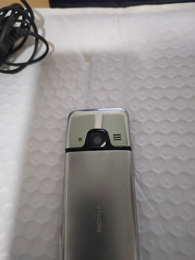 Nokia 6700c gratuito