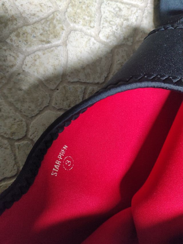 OFERTON!!!!! NEOPRENO DOS PIEZAS. 3MM.