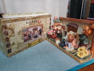 Figura niños resina