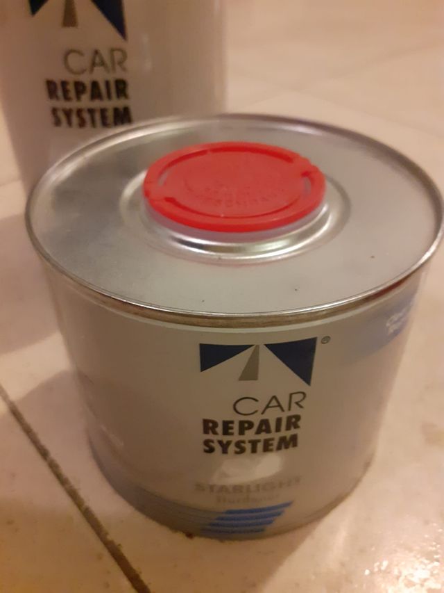 Laca catalizador e imprimación plástico