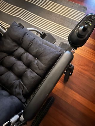 Silla de ruedas eléctrica 
