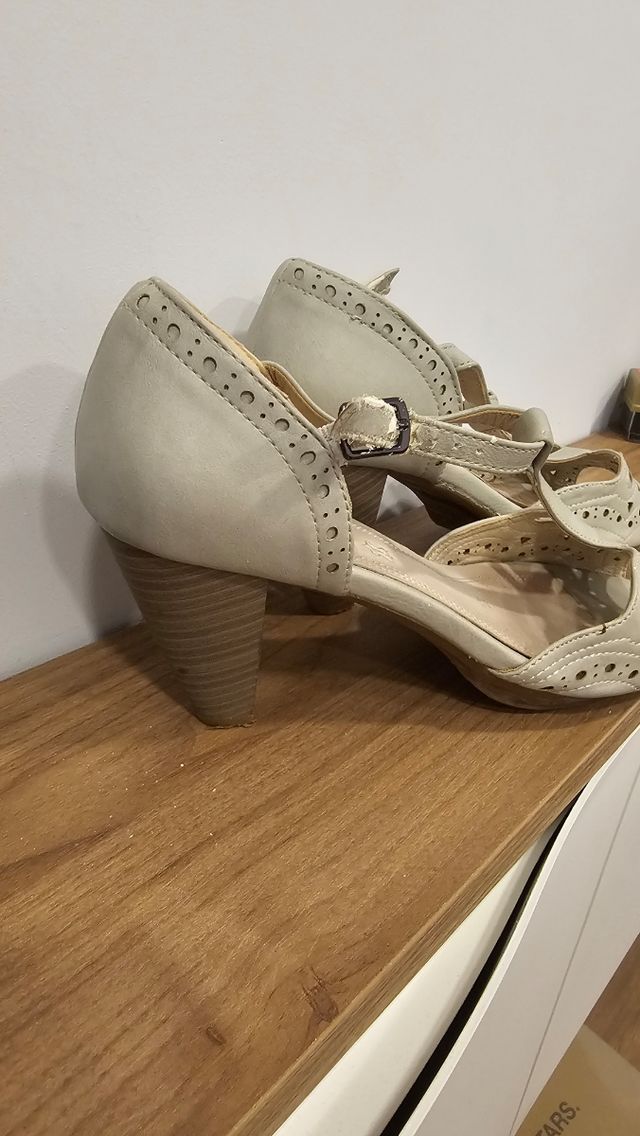 Sandalias gris 41 comodas