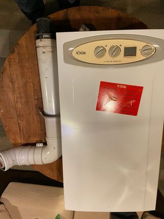 Caldera de gas ROCA VICTORIA 24/24F