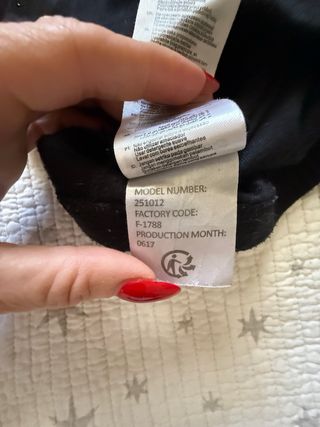 McKinley Ropa Termica Talla 140/10 años