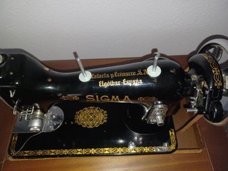 Máquina de coser antigua
