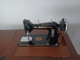 Máquina de coser antigua