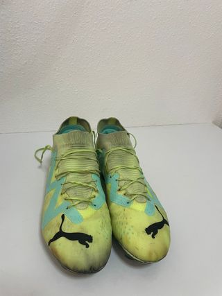 Botas futbol gama media