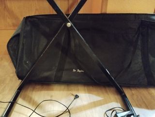 Teclado Roland con soporte y pedal