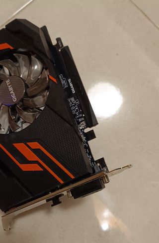 Tarjeta grafica gigabyte GeForce gt 1030