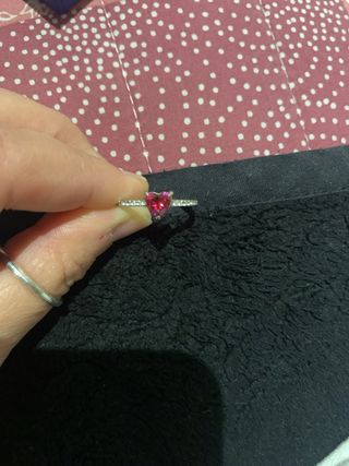 Anillo swaroski corazon rojo