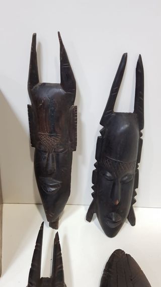 5 pequeñas MASCARAS AFRICANAS (Ebano)