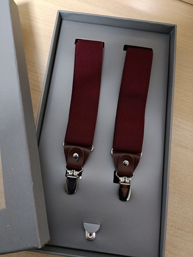 Tirantes nuevos. Color burdeos