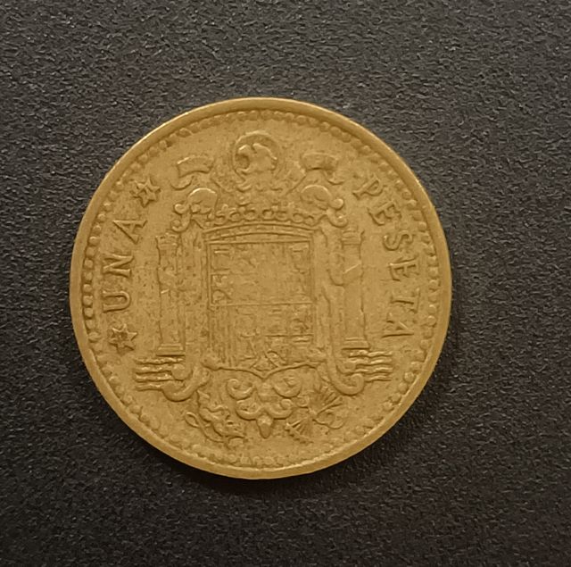 Moneda de 1 peseta de 1966 *71