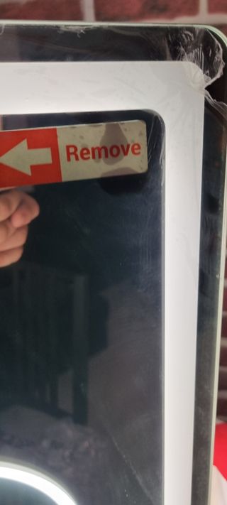 Espejo de baño de diseño, luz LED, altavozes.