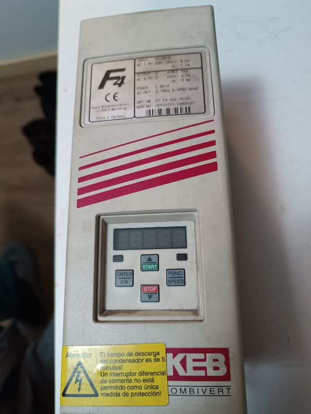 KEB F4 07 F4 SOC-M220