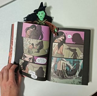 La bruja escondida (The Hidden Witch - Spanish edition)