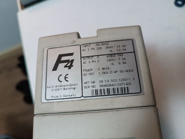 KEB F4 09 F4 S1D-1220/1 2