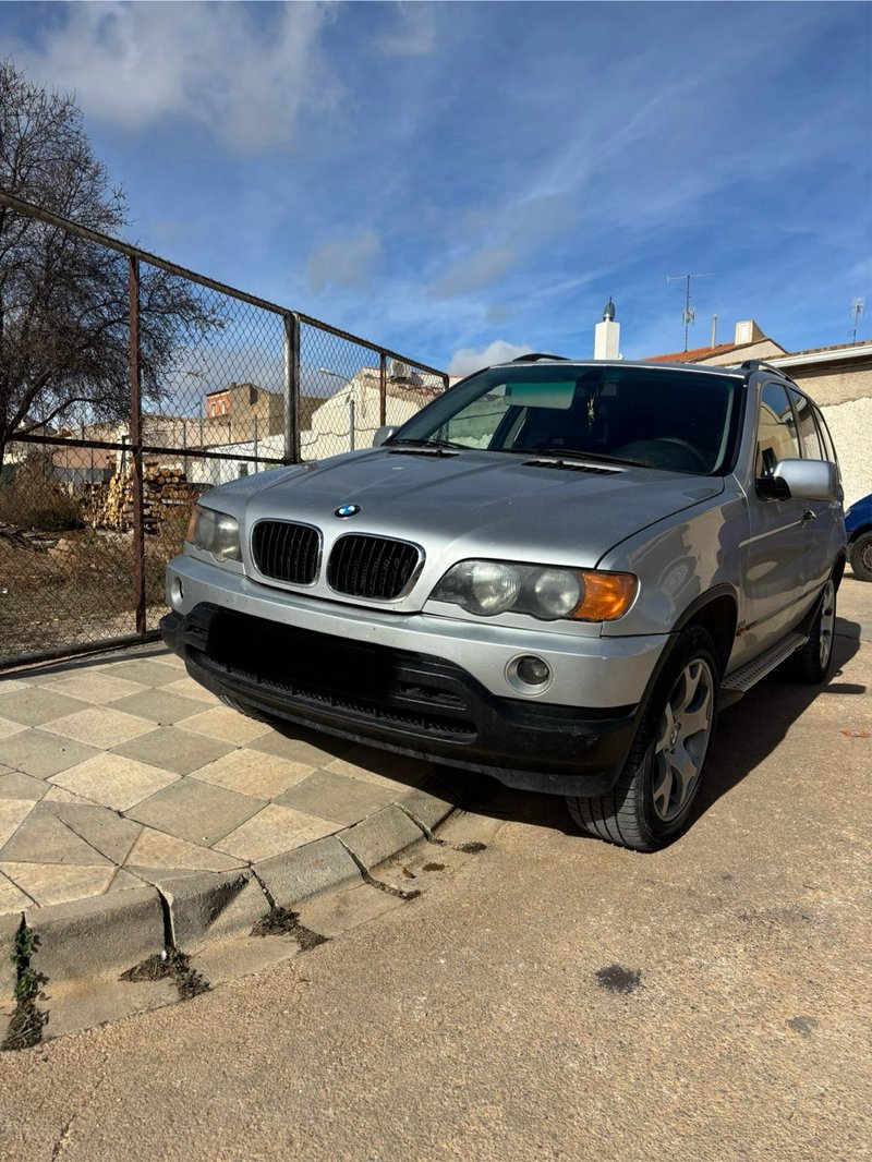 BMW X5 2002 - foto 1