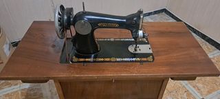 Máquina de coser Singer