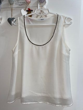 Blusa de mujer de Only . Nueva ! Sin usar