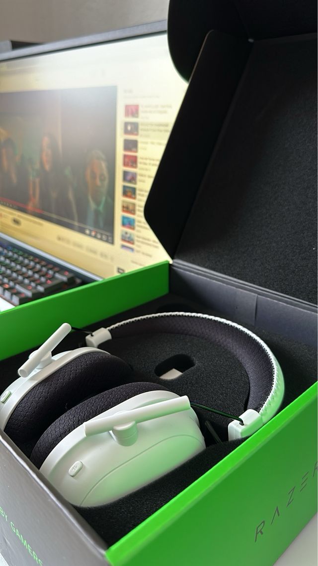 Razer BlackSharkV2Pro 2023 Auriculares Inalámbrico