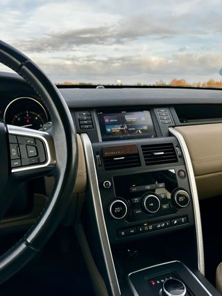 Land Rover Discovery Sport 2017