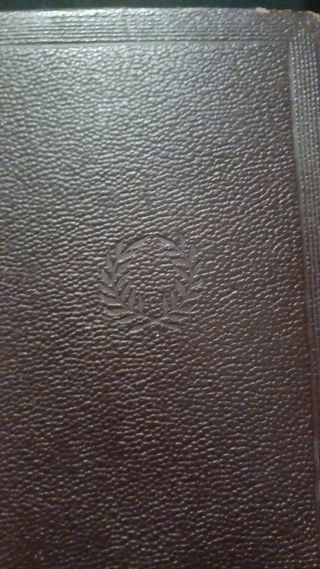 Libro antiguo. BEQUER