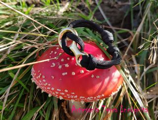 Pulsera artesanal de ocho de escalada  barrancos