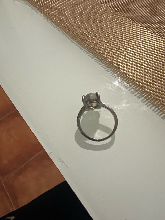 Anillo de plata 925 con piedra preciosa