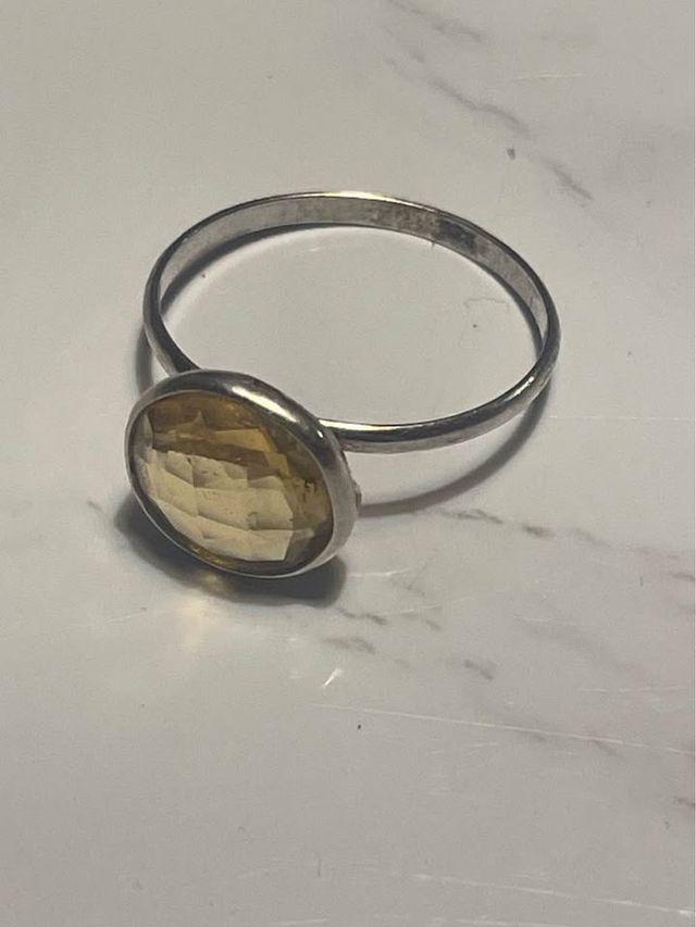 Anello artigianale in argento con Agata gialla