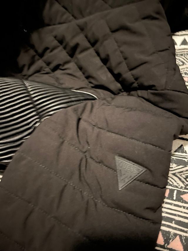Chaqueta Guess