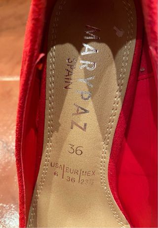 Zapatos rojos de salon