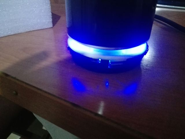 Altavoz bluetooth con luz