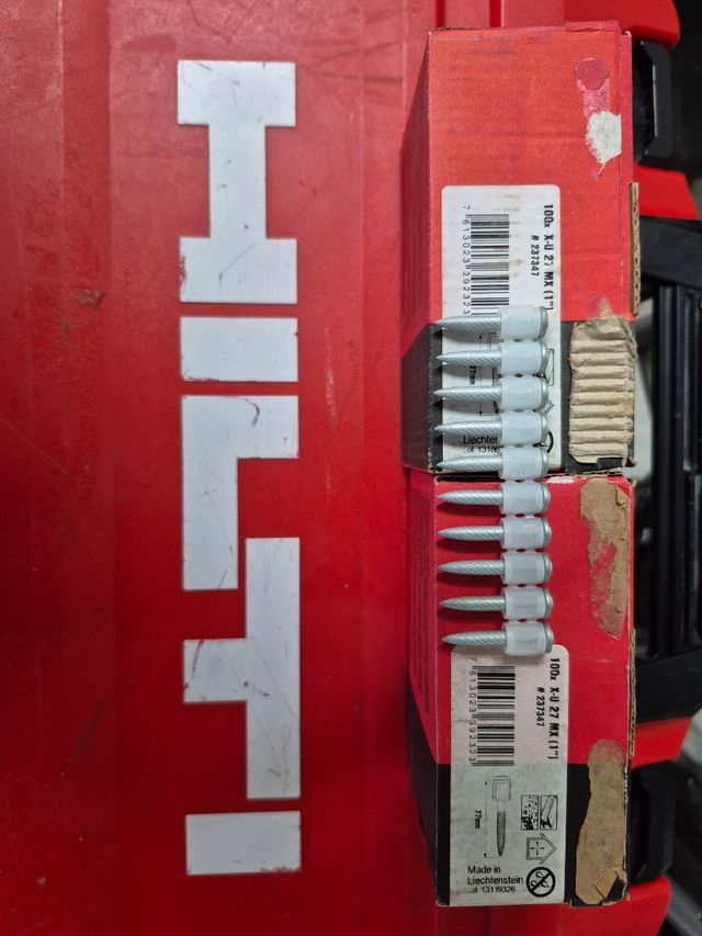 Clavos hilti dx