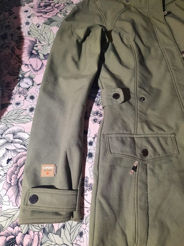 Chaqueta Impermeable Icepeak talla 36 largo verde