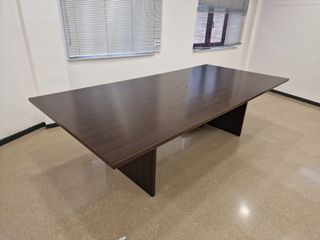 tavolo da riunione in noce