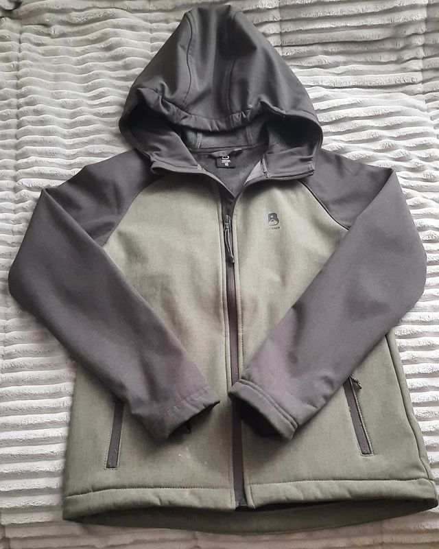 Chaqueta verder militar talla 10 niño