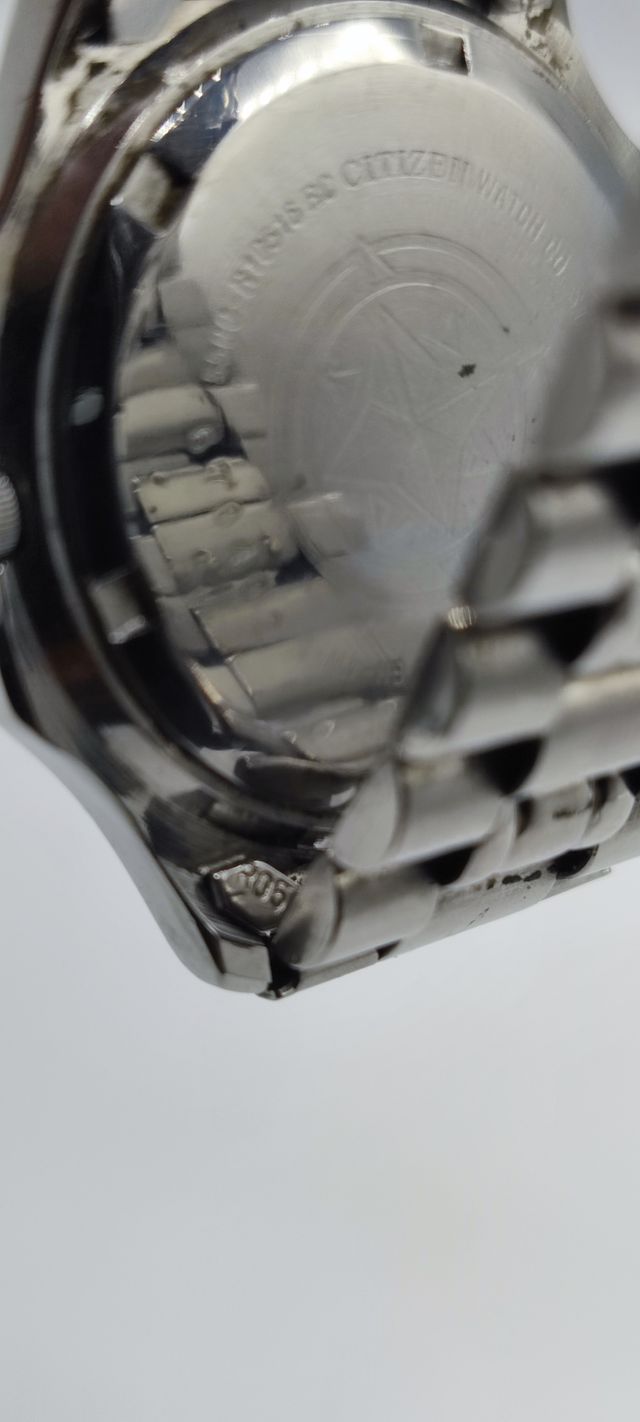 Reloj Citizen R40145Y