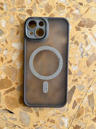 Cover Iphone 13 grigia con magsafe