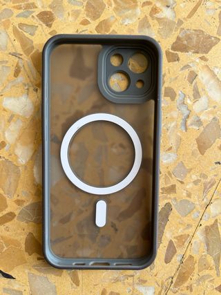 Cover Iphone 13 grigia con magsafe